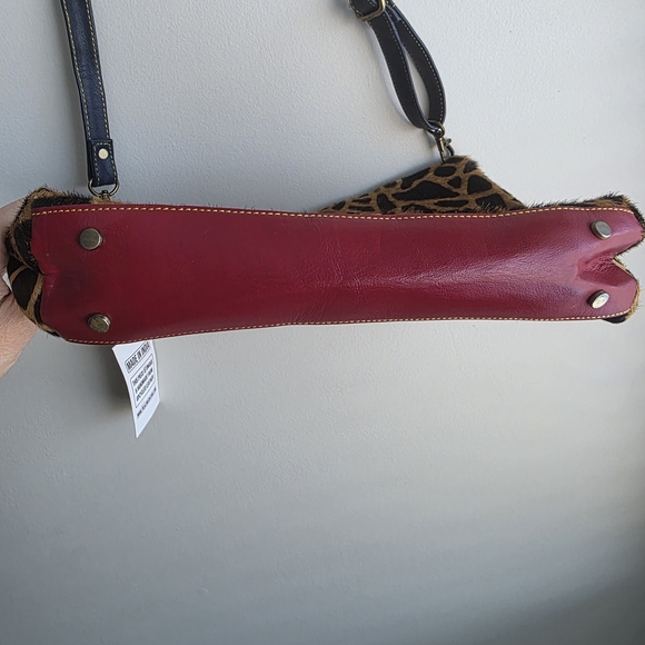 Animal Print Crossbody Bag with Colorful Stripe - Picture 3 of 16